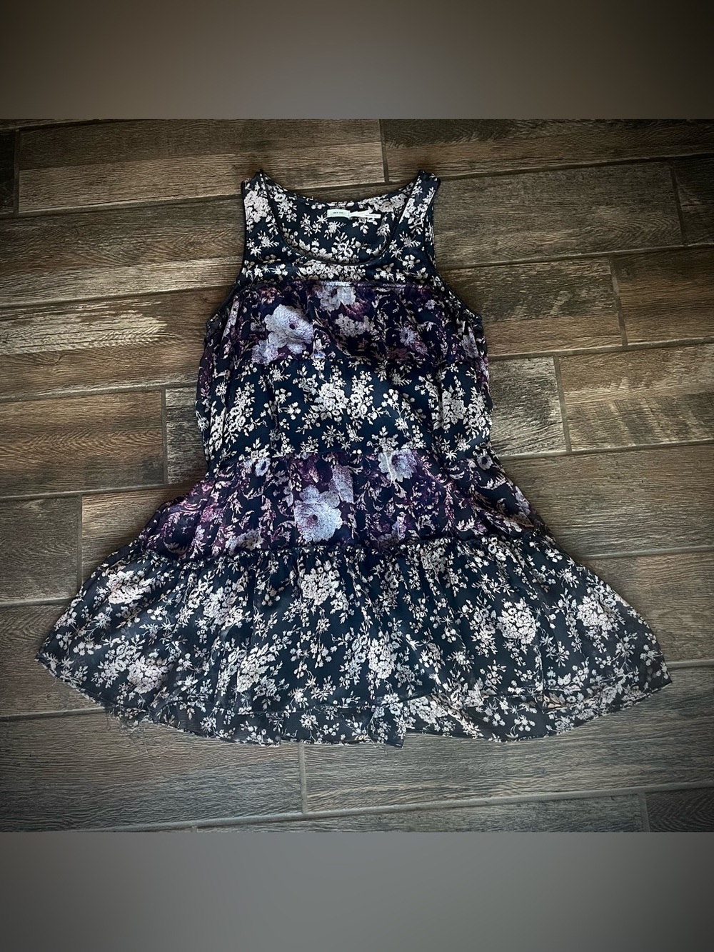 Kimchi Blue  white flowers on a purple & black background tiered dress L